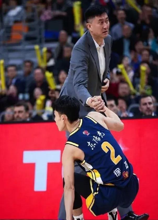 关键比赛中的胜负之间，惊险刺激