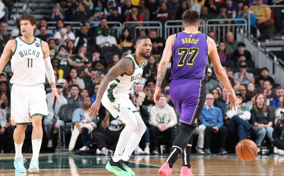 雄鹿狂砍东契奇分，刷新队史纪录迎来新赛季高光！的简单介绍